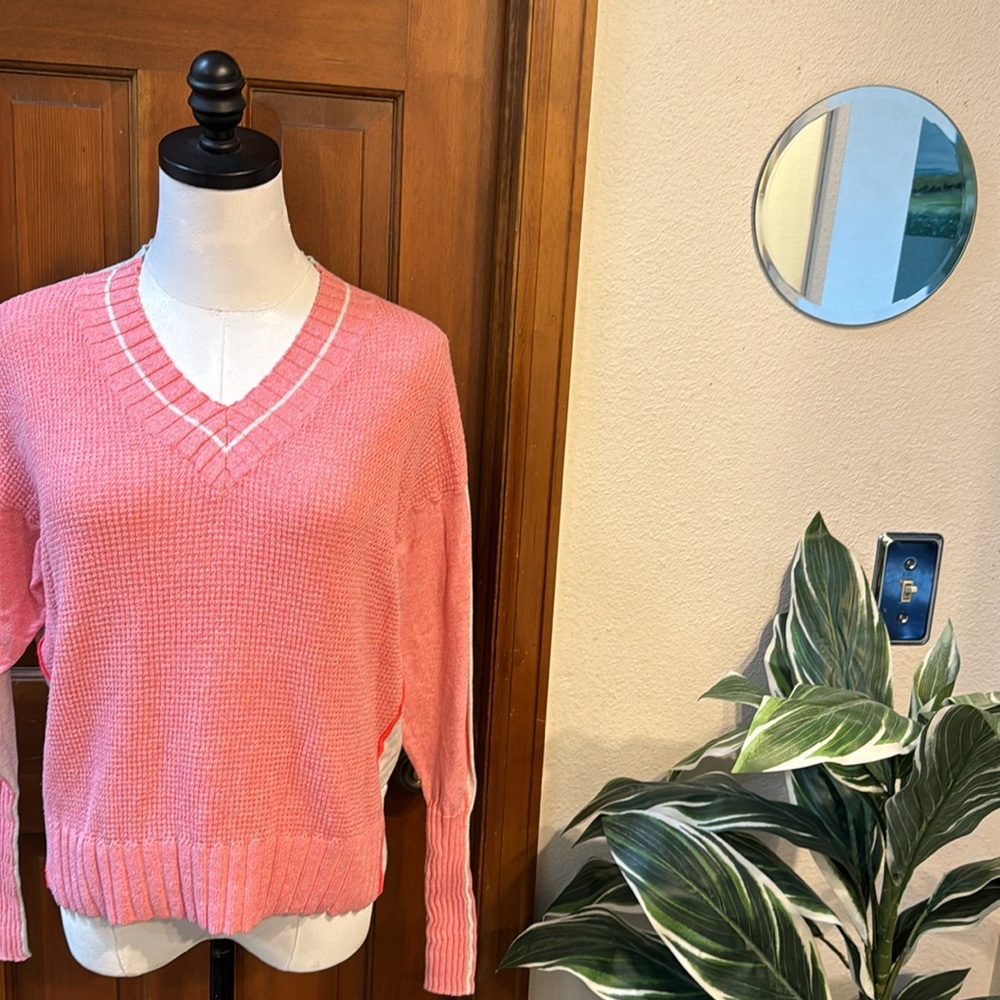 Lisa Todd Sweater Size M
